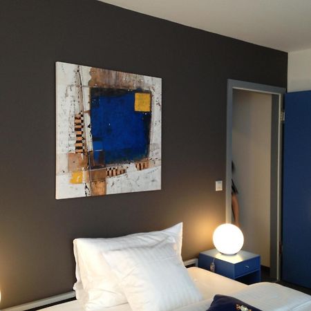 Au Boeuf Rouge Hotel Crassier Bagian luar foto