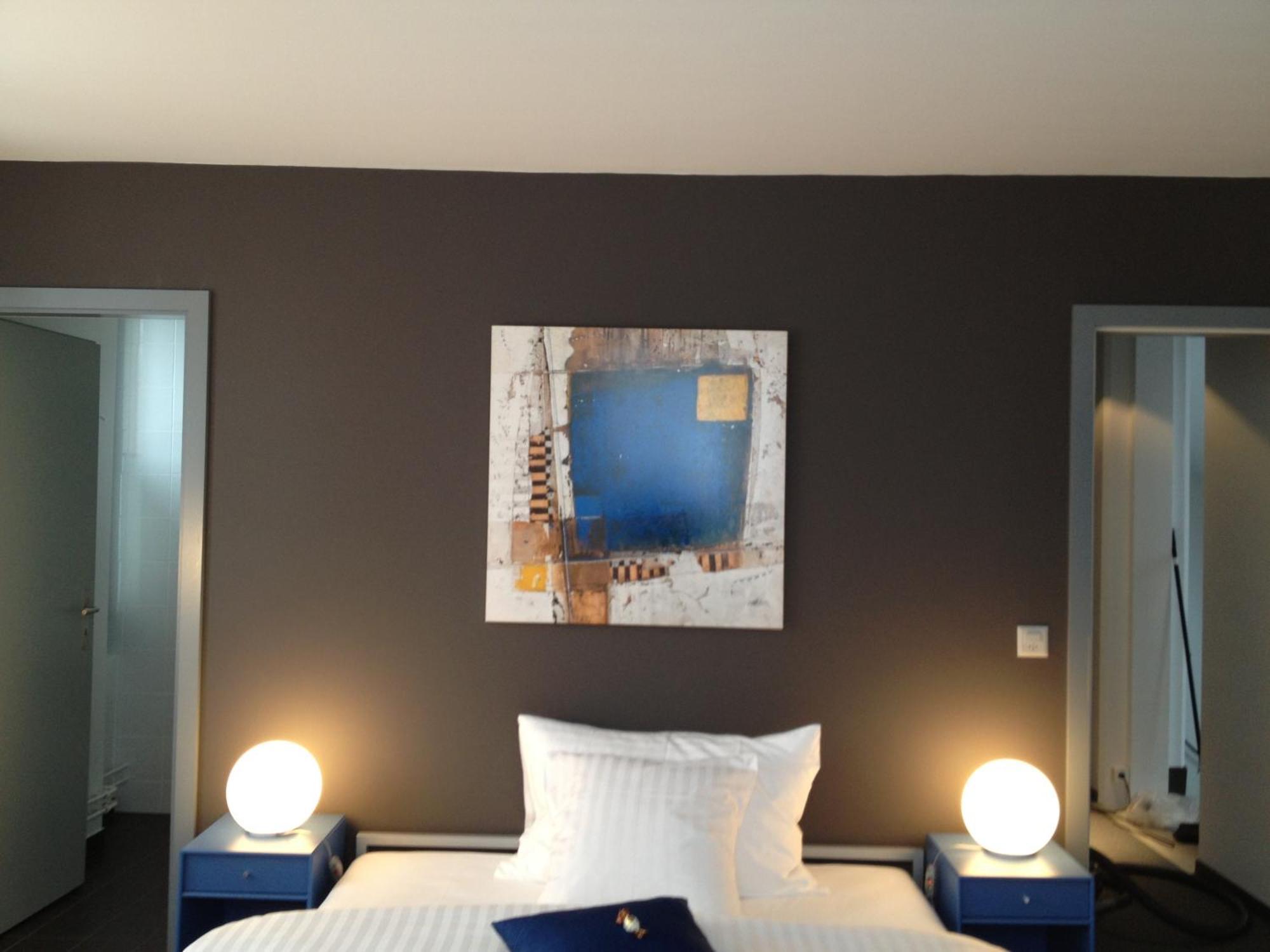 Au Boeuf Rouge Hotel Crassier Bagian luar foto